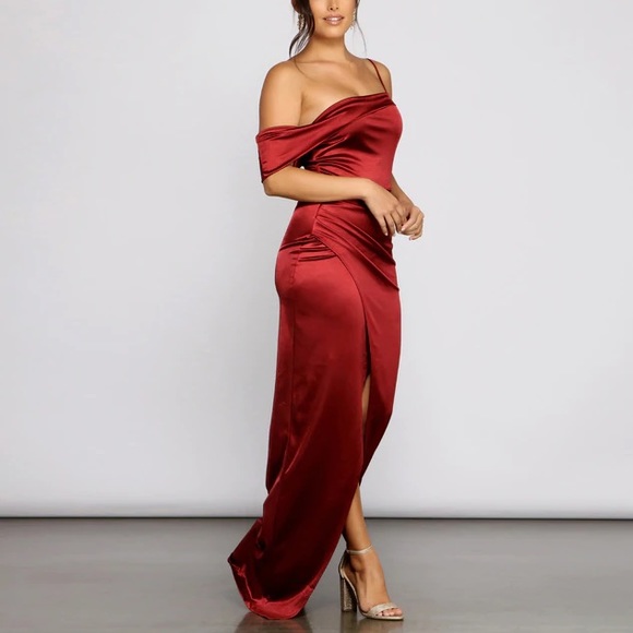 Cynthia Off-The-Shoulder Satin Formal Dress - Picture 1 of 4